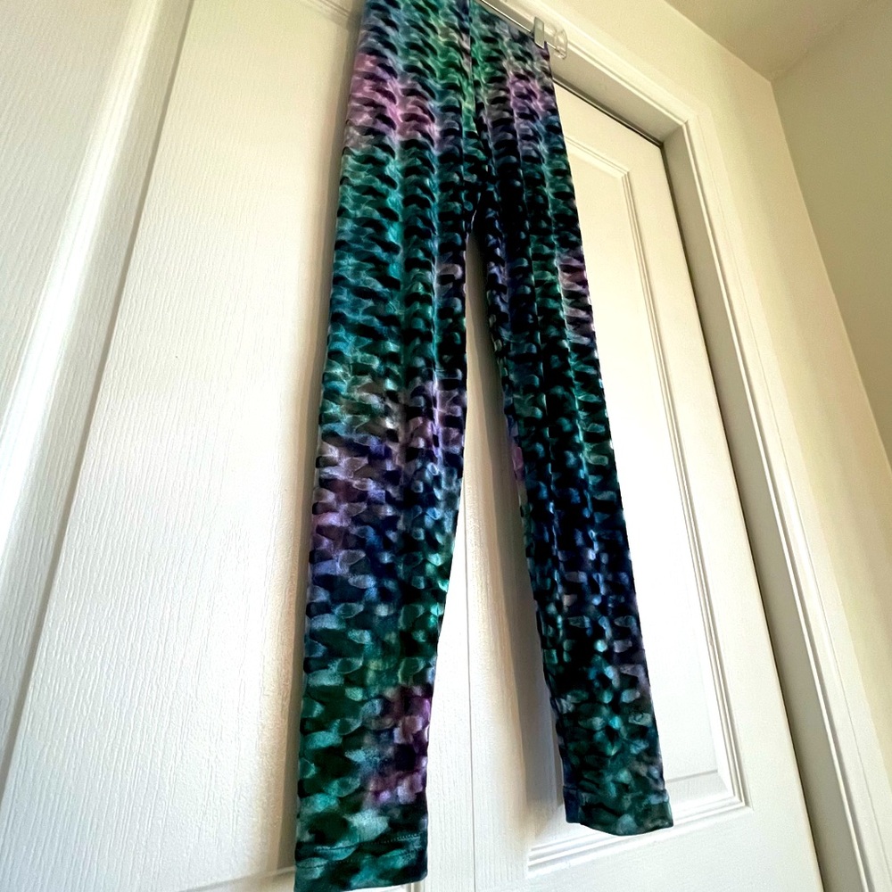 Women’s Fitted Mermaid Velvet Leggings in Blue/Green/Purple - XS - Picture 5 of 6